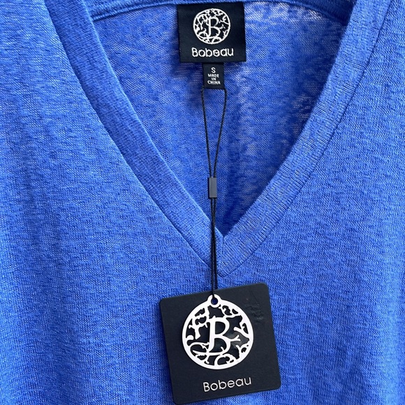 Bodeau sleeveless shirt, V-neck front, V-neck back with a slight ruffle - Picture 6 of 7